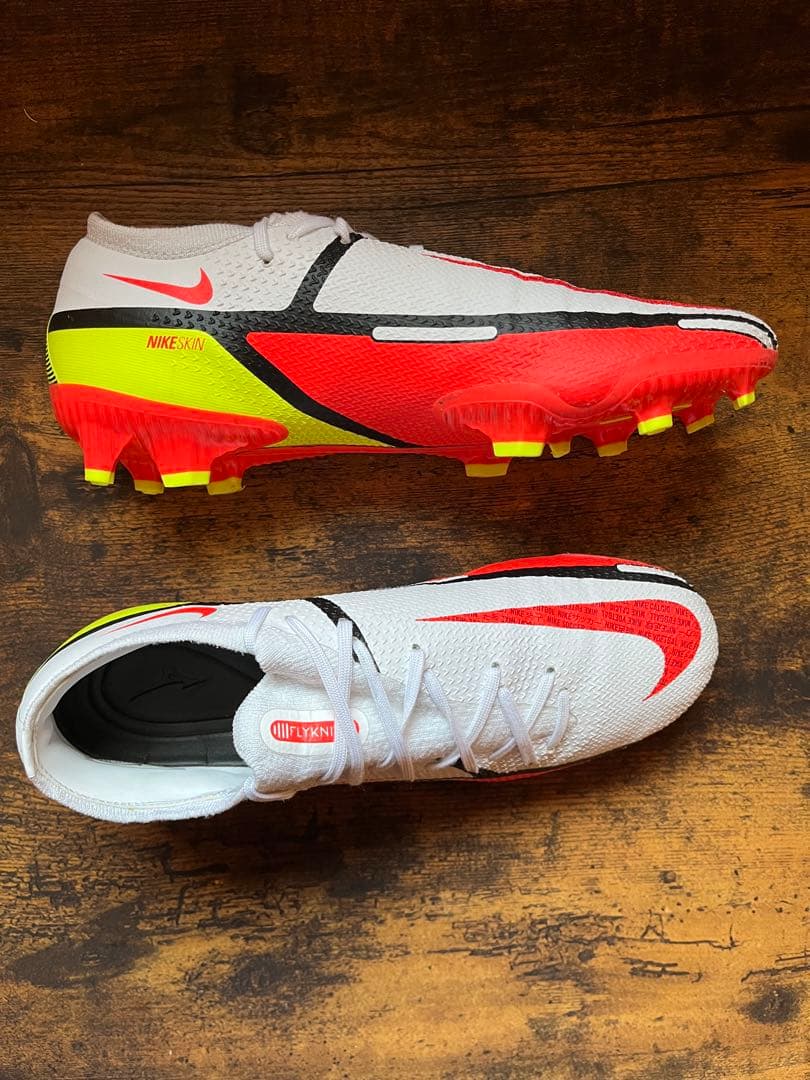 ナイキ ファントムGT2 PRO FG