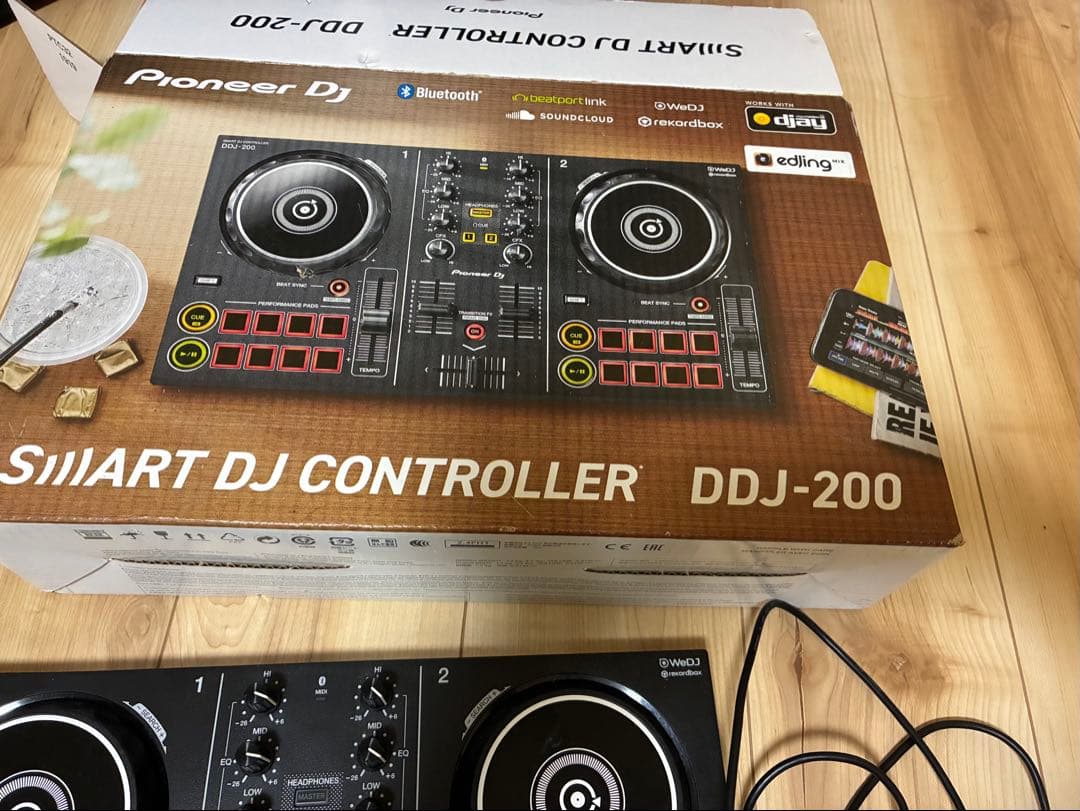 Pioneer DJ DDJ-200 箱付き