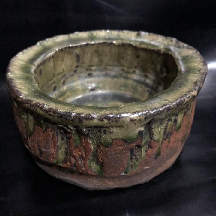 遺品整理◼️蔵からまた謎の古美術品の陶器が出て来ました。抹茶茶碗？茶道具？花道具？