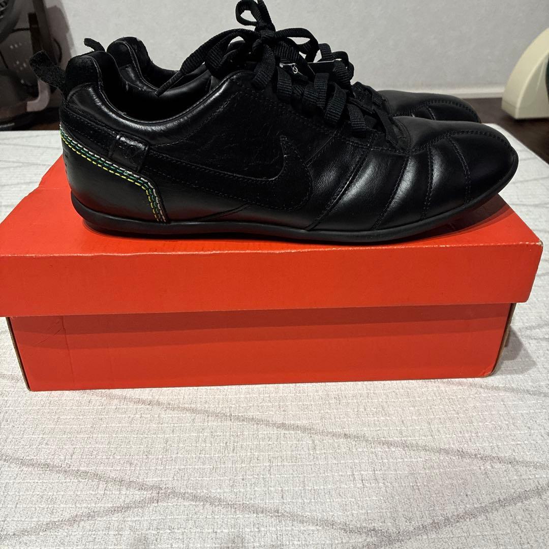 ロナウジーニョ　ストリート　スニーカー