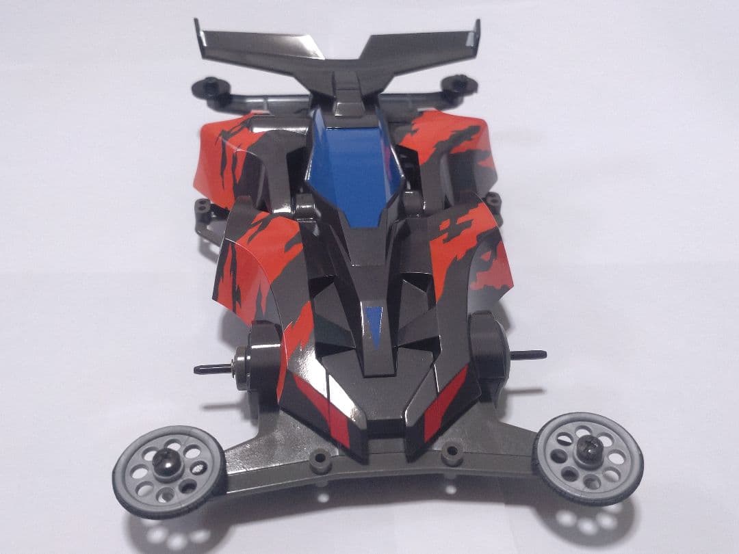 タミヤ ミニ四駆 シャドウブレイカーZ-3 アニメ風塗装済ボディ