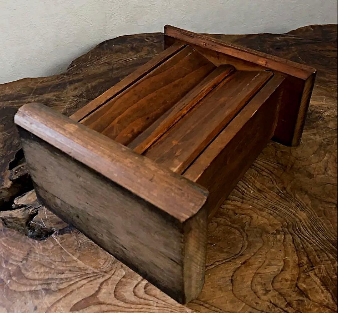 仏教美術 木厨子入り 希少 時代 天然 白珊瑚彫刻 聖観音菩薩 仏像