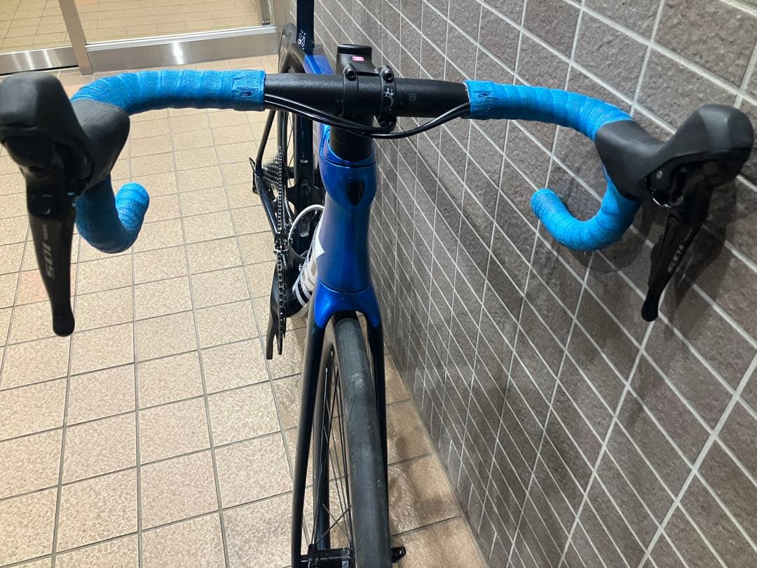 TREK EMONDA SL5 DISC 2021モデル　カーボンホイール