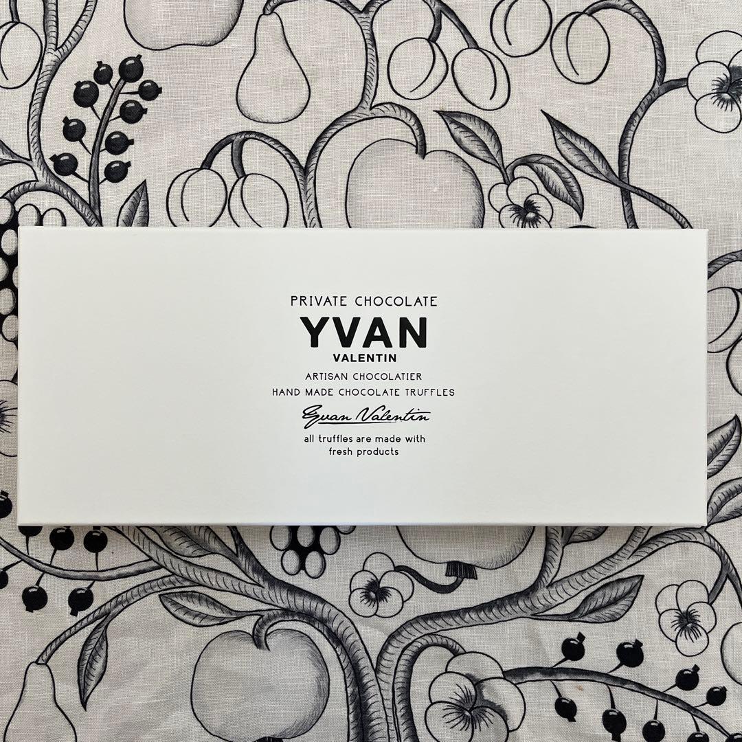 YVAN イヴァンドリュフ 24個入り