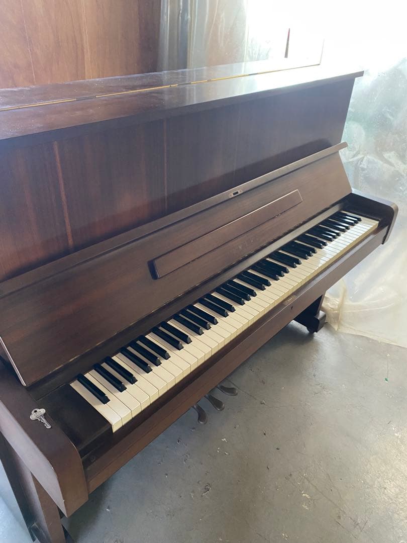 ヤマハ アップライトピアノ U1E木目調