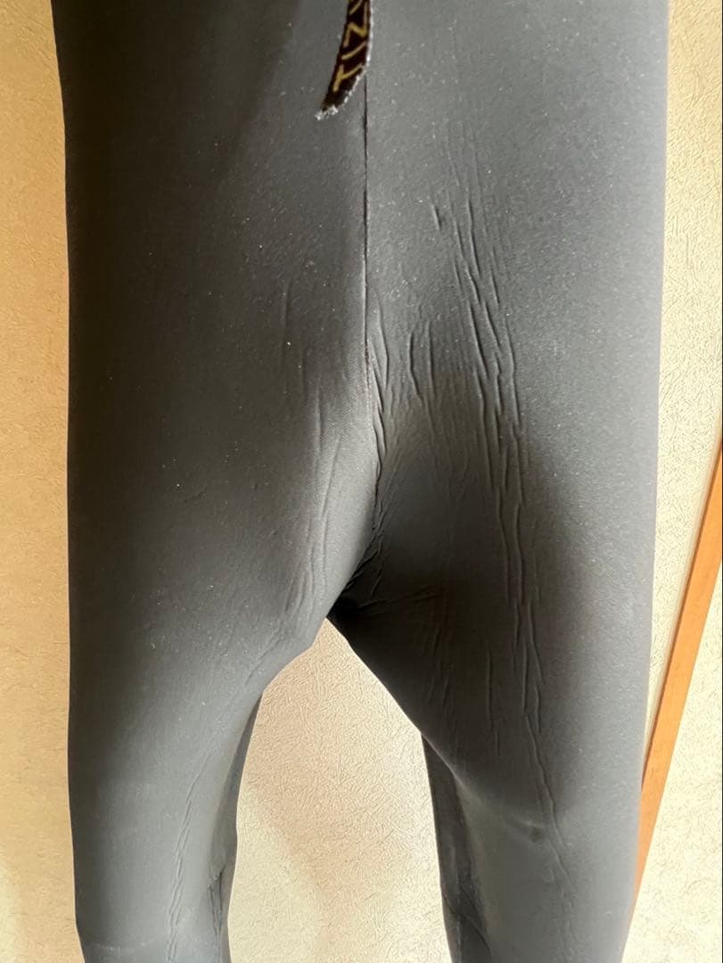 (中古)フルスーツ ブラック ネオプレ3.5mm サイズ　オーダー