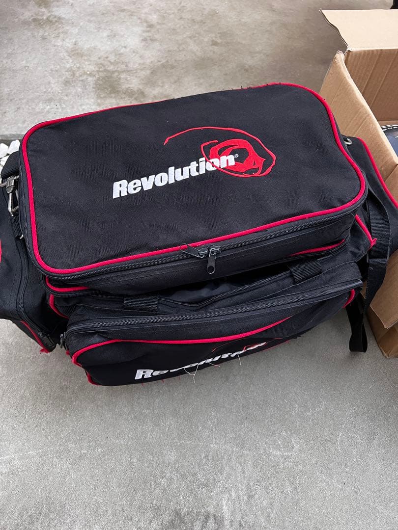 りおりお　ボウリングバッグ無しでボーリングボール14ポンド3個付き