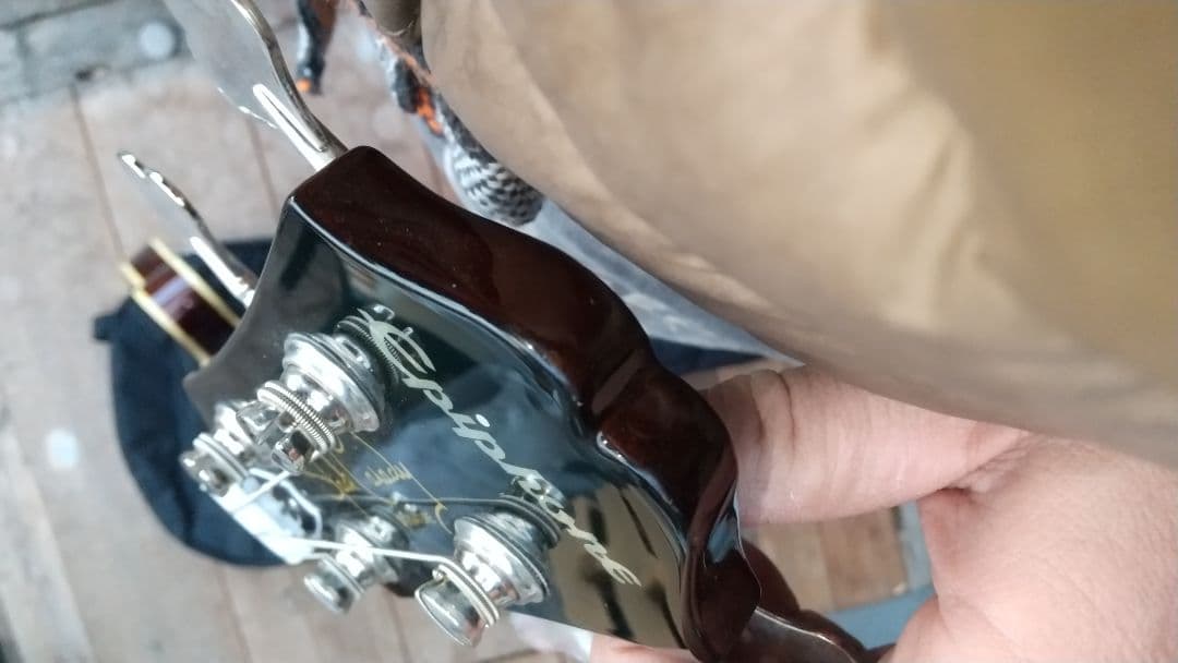 Epiphone Jack Casady Signature レッド ケース付