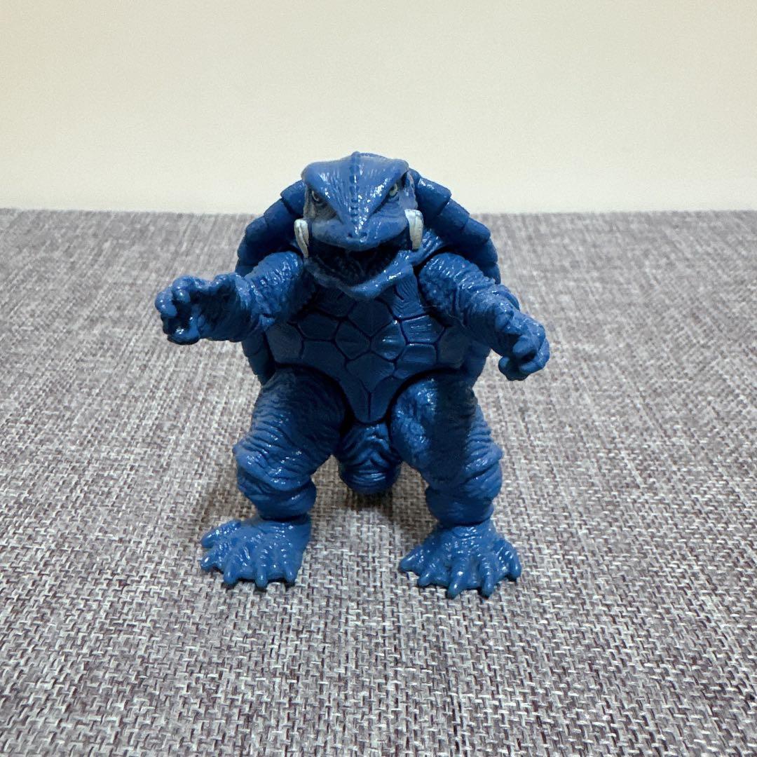 ゴジラ・ガメラ　怪獣フィギュア9体