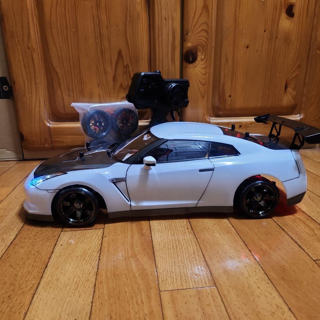 タミヤ ドリフト ラジコン フルセット　TT01 スカイラインボディ　②tt02