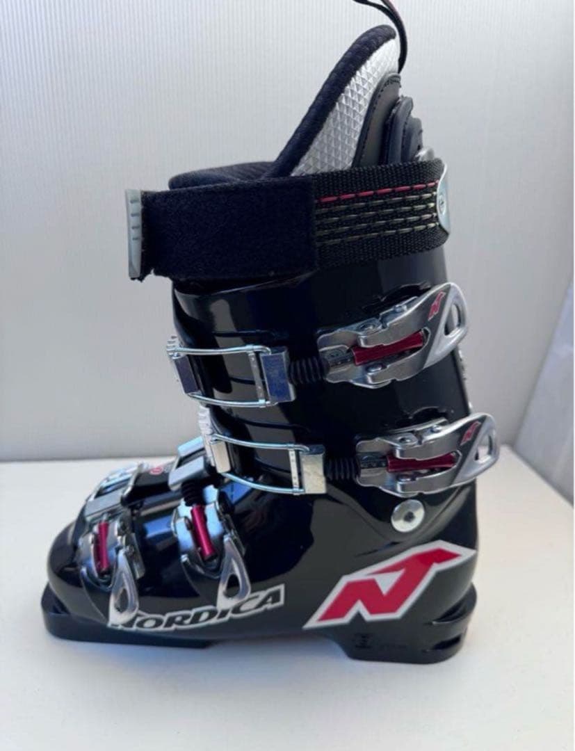 NORDICA DOBERMAN WC 150 ブーツ 22.5㎝ 新品未使用