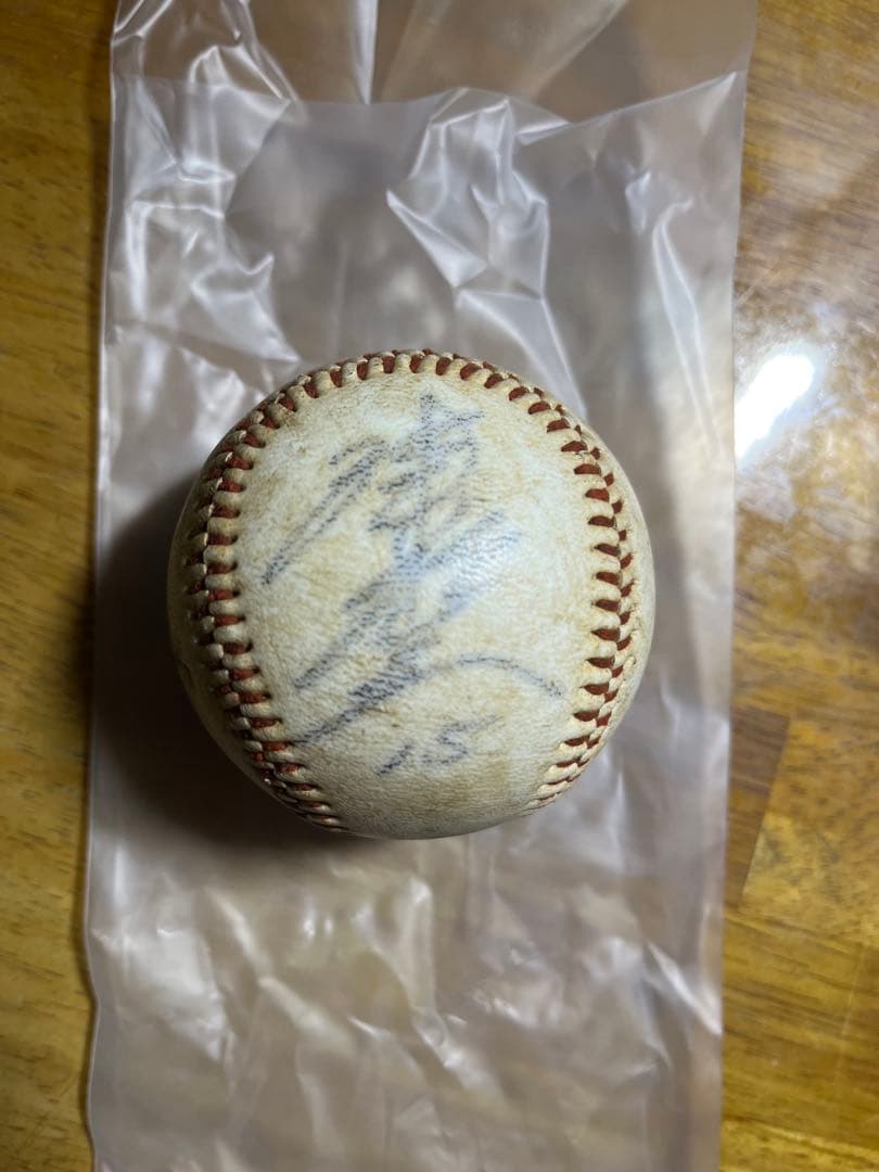 超激レア 広島カープ 津田恒美 直筆サインボール 15 番 新人王年