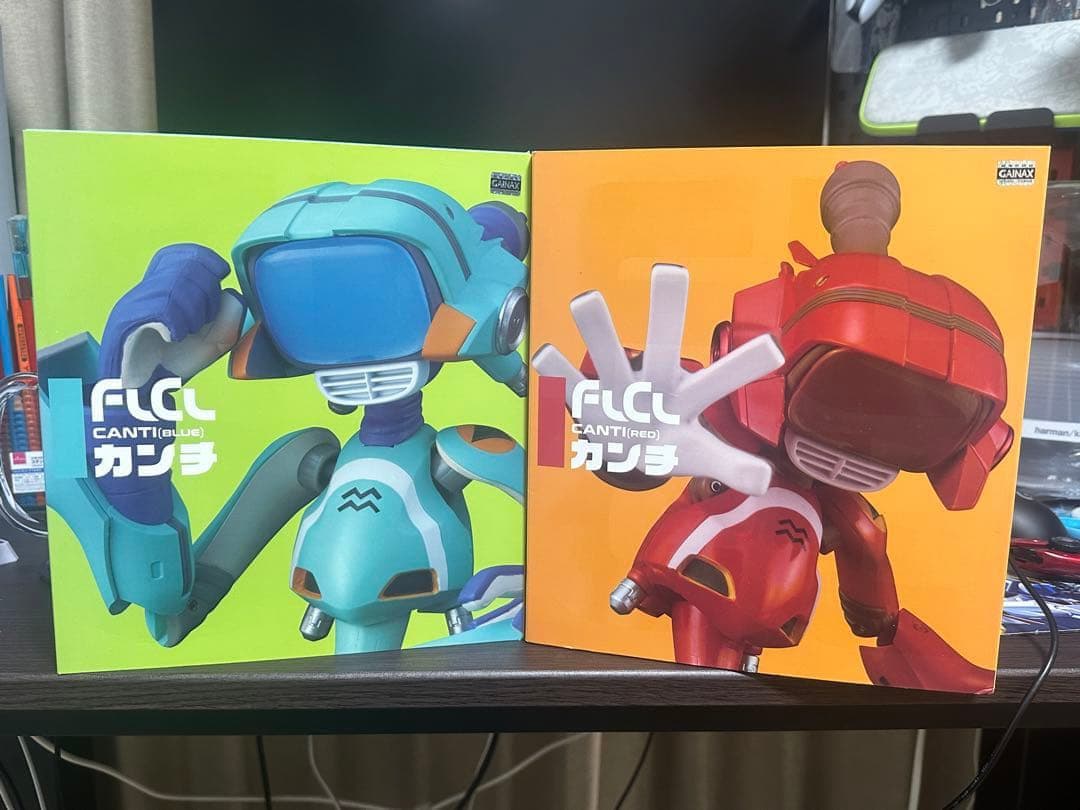 千値練　カンチ　青＆赤　フリクリ