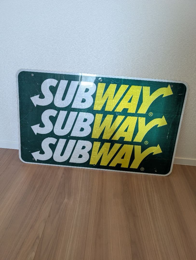 ハイウェイ　ロードサイン　サブウェイ　看板