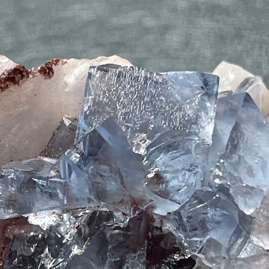 イングランド Gutterby Pit産 フローライト 蛍石 鉱物標本 原石