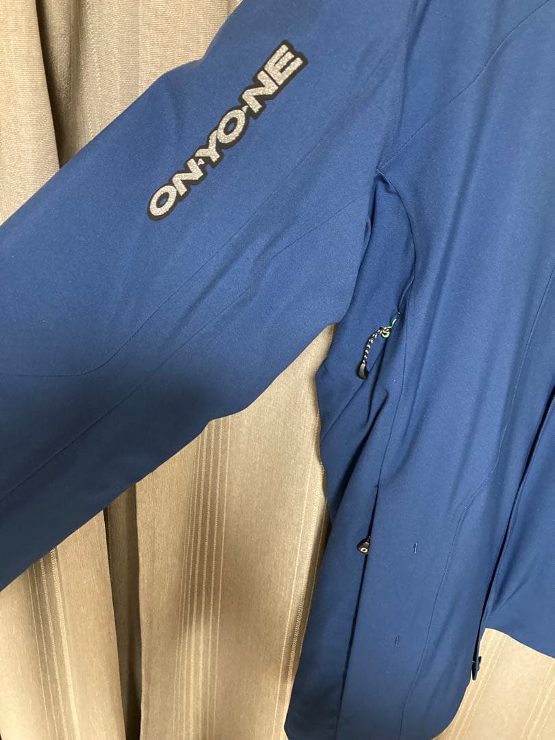 オンヨネ ONJ96041 ONP96051 スキーウェア 上下セット 2024