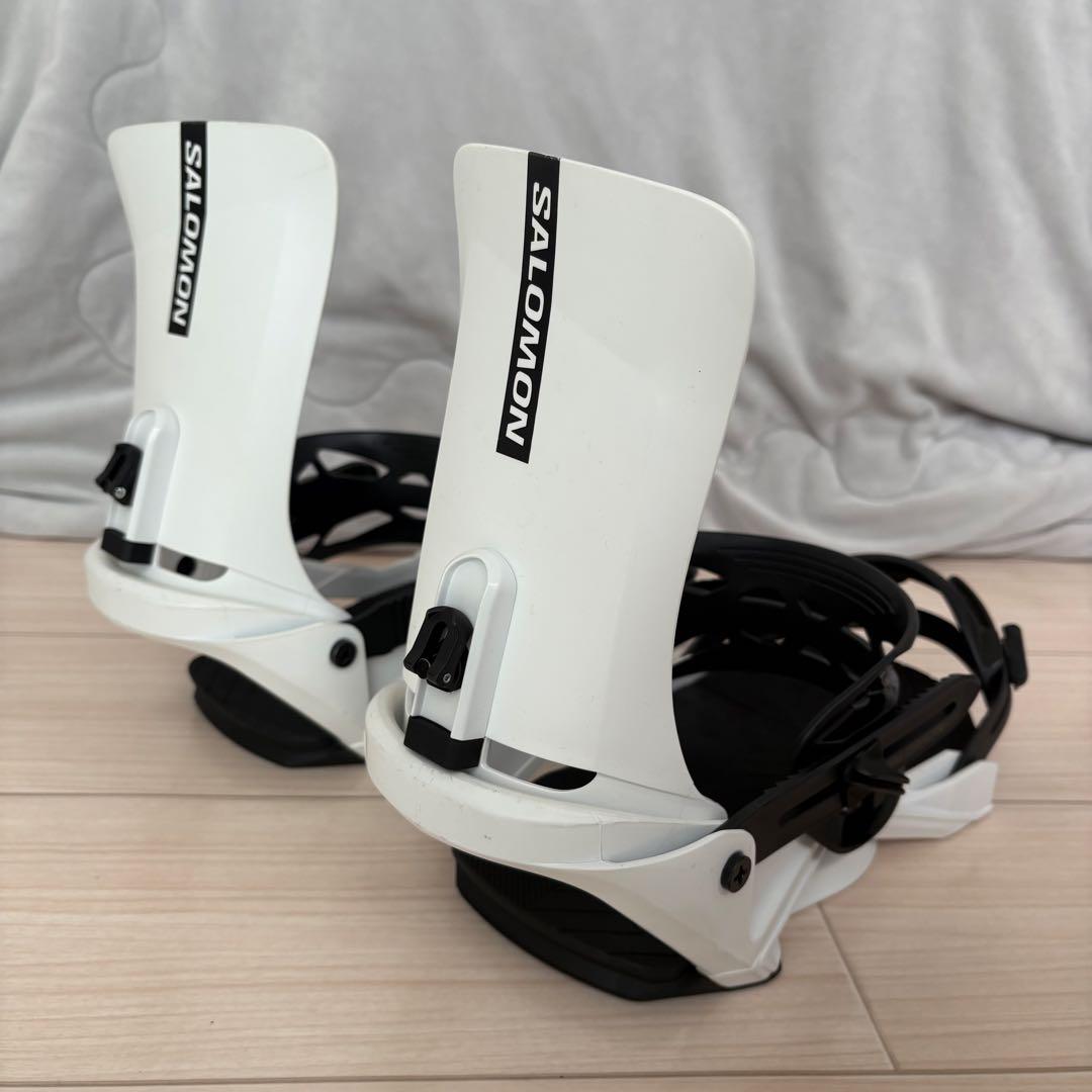 SALOMON RHYTHM ホワイト/スノーボードビンディング