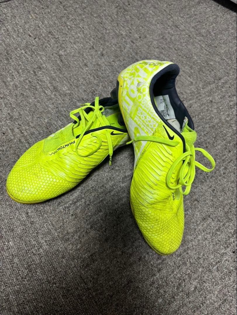 ナイキ　ファントム　ヴェノム　26cm