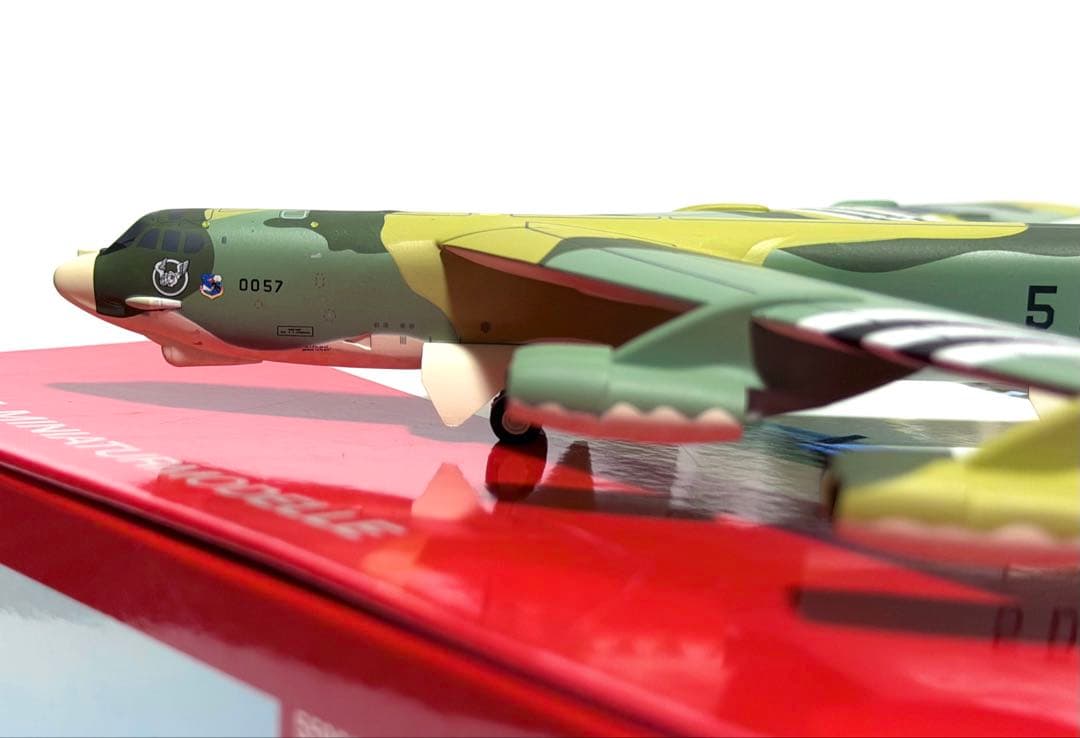 herpa 1/200 B-52 Stratofortress第641爆撃飛行隊
