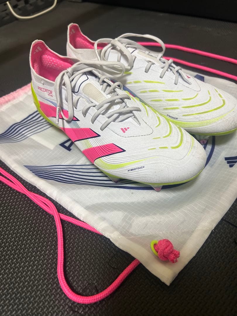 アディダス　プレデター　SG 27cm