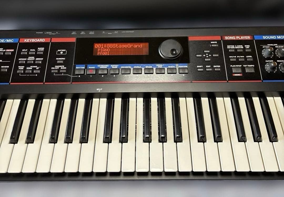 Roland JUNO-Di 61鍵 ケース付き 動作品 付属あり