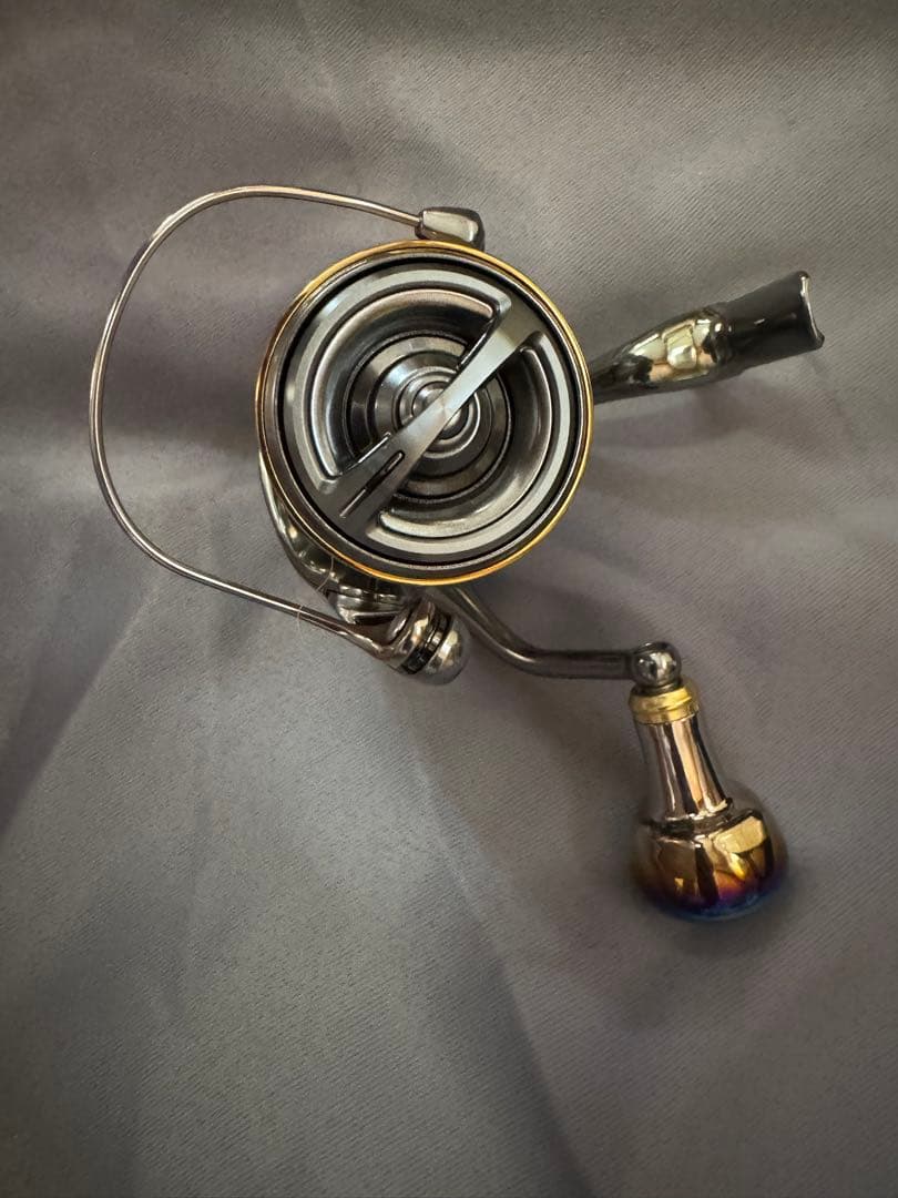 極美品！！18 SHIMANO ステラ　2500SHG スピニングリール