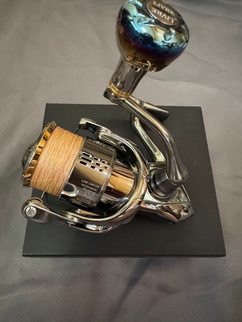極美品！！18 SHIMANO ステラ　2500SHG スピニングリール