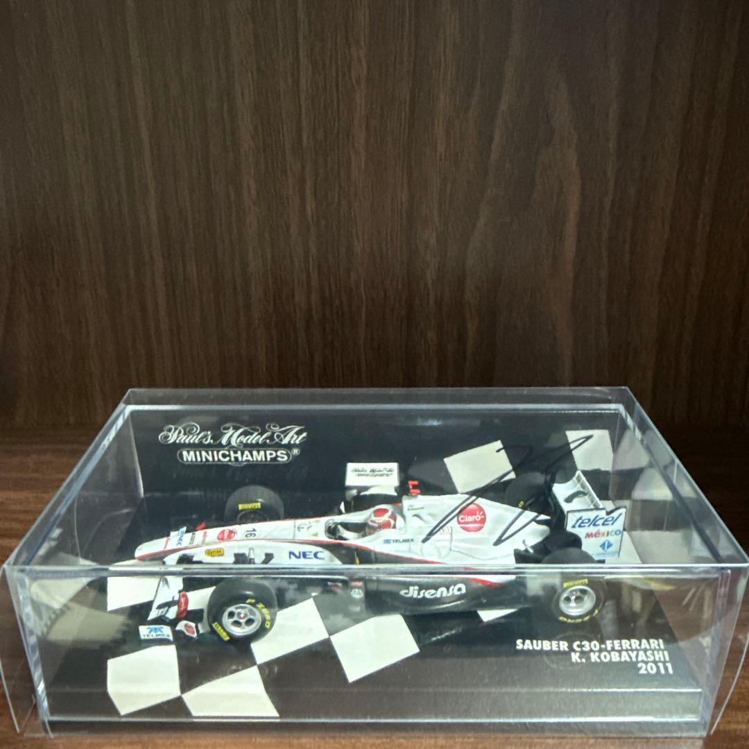 Sauber C30-Ferrari 2011 小林可夢偉 選手 直筆サイン入り