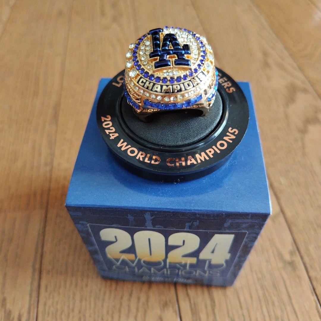 【祝優勝】テオスカーヘルナンデス ボブルヘッド＆チャンピオンリングレプリカセット