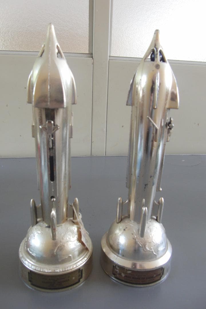 ヴィンテージスペースバンク８点及びロケット型オルゴール全９点セット販売