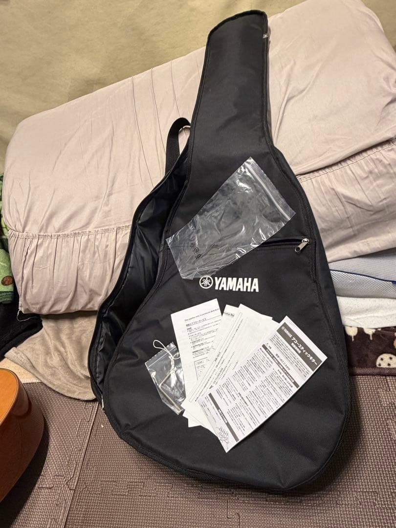 Yamaha FS820 アコースティックギター レッド