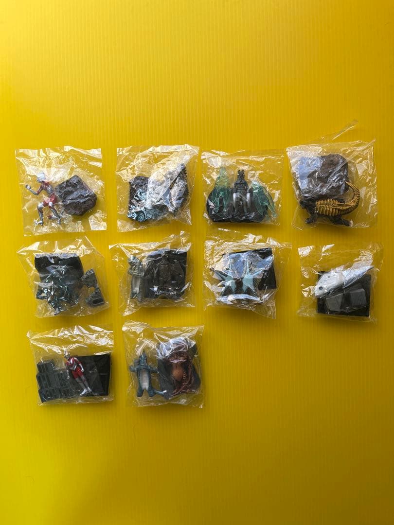 【プレXmas祭】ウルトラ怪獣名鑑〈全10種〉ノーマルコンプリート