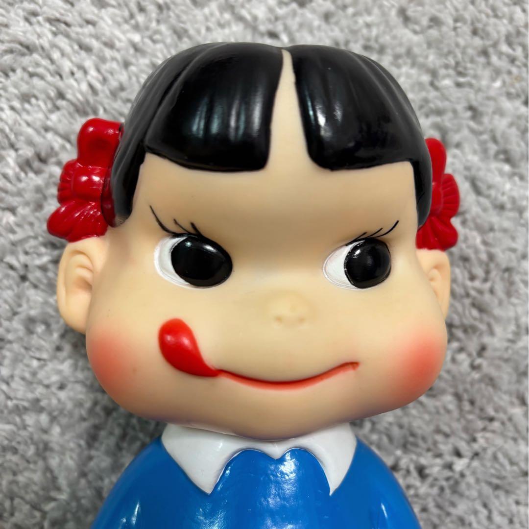 園児服を着た不二家のペコちゃん　レア　稀少