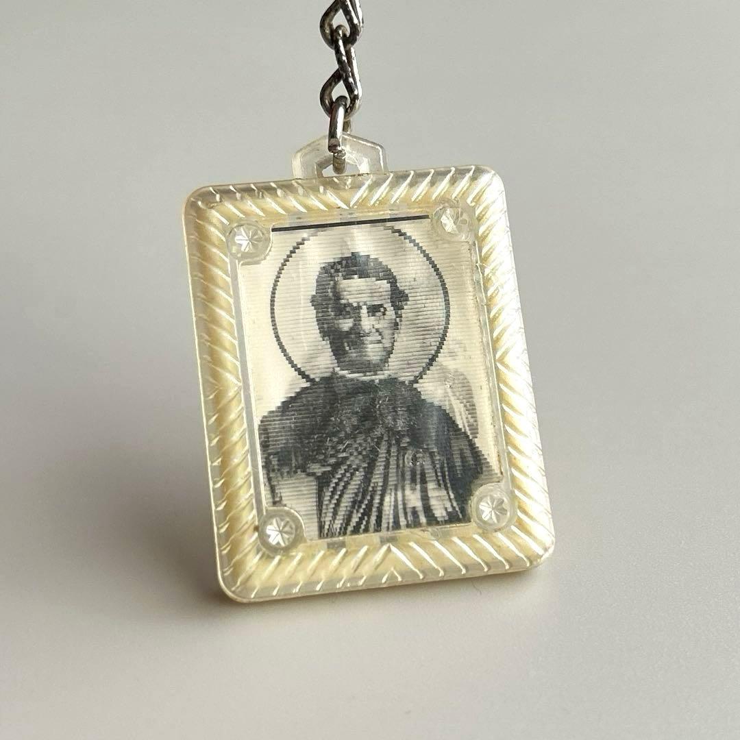 フレンチキーホルダー　マリアとイエス　聖人　絵が変わる　希少