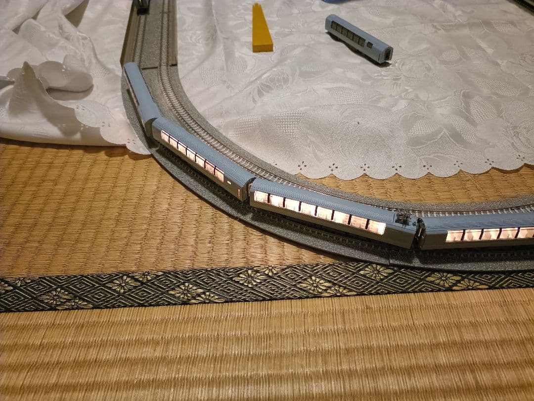 訳ありKATO 10-177 + 10-178 251系スーパービュー室内灯付き