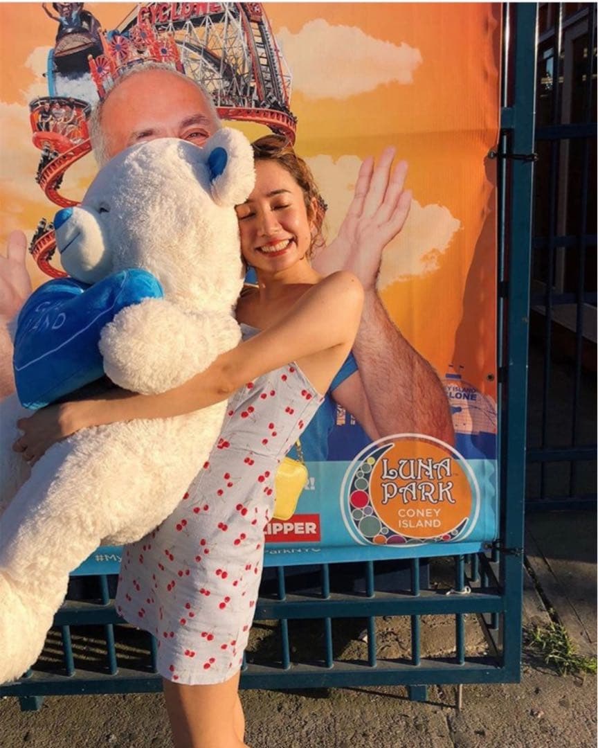 Coney  Bear クマのぬいぐるみ　限定品