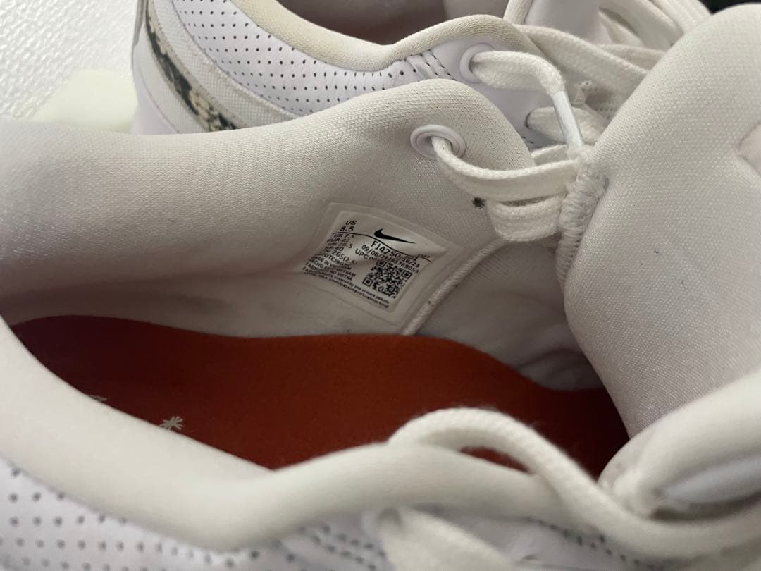 BOOK1 ブック1 NIKE