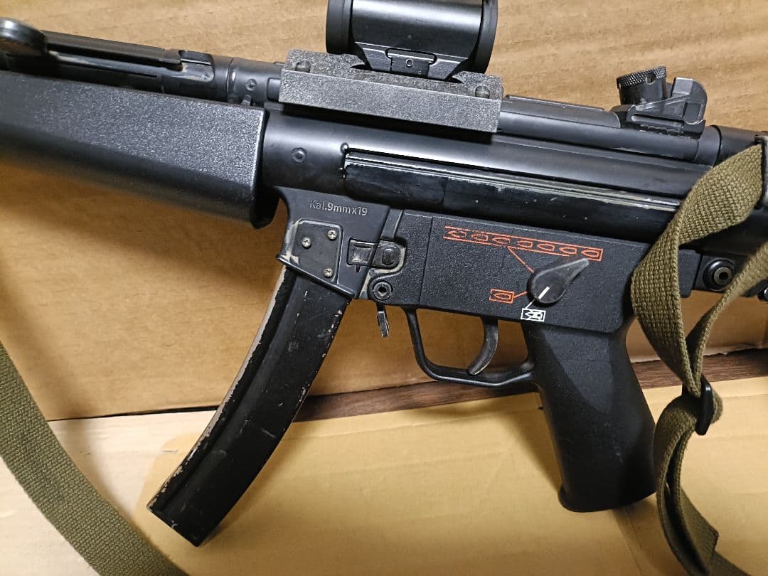 z*o様 東京マルイ　スタンダード電動ガン　MP5 サプレッサー　サイト　スリン