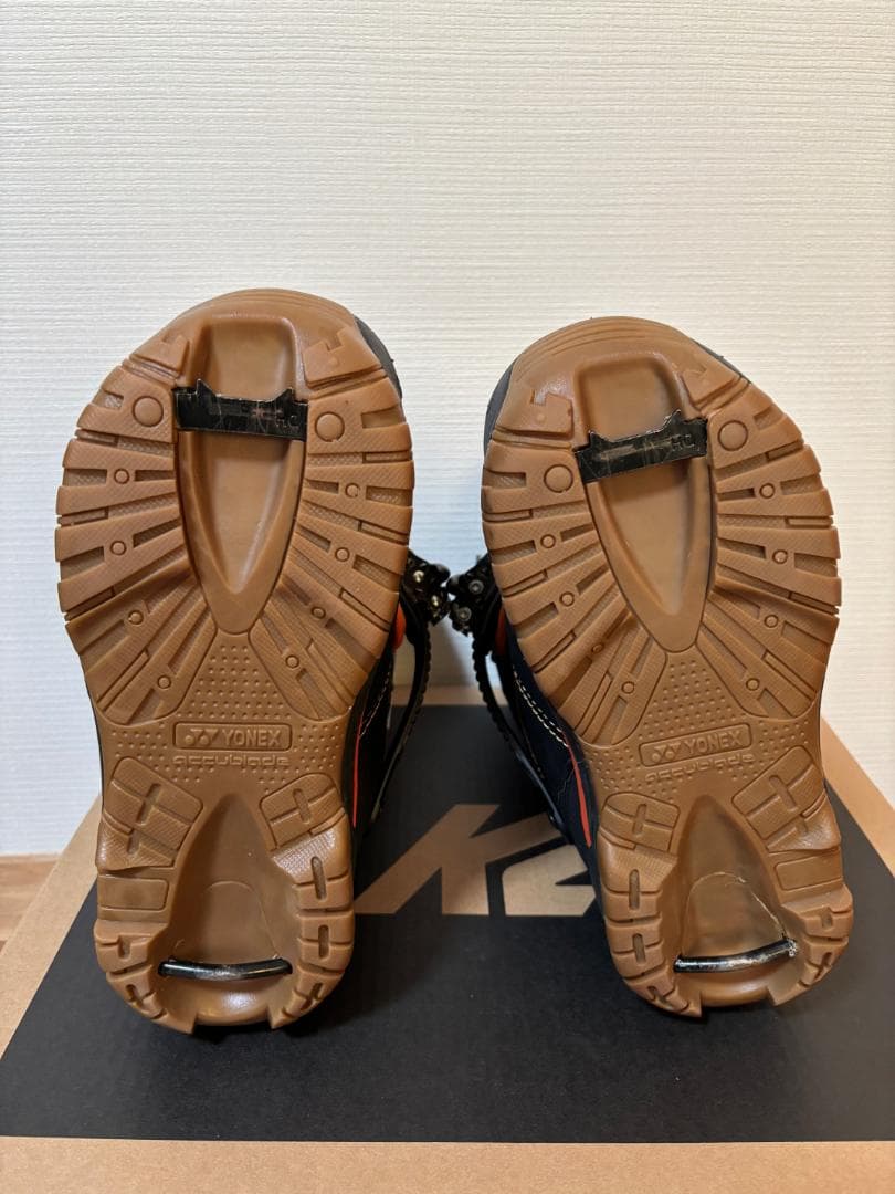 AERIO AB 24 Accubladeアキュブレード YONEXステップイン