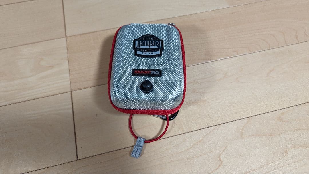 ブッシュネル プロ XE ジョルト ゴルフ用レーザー距離計