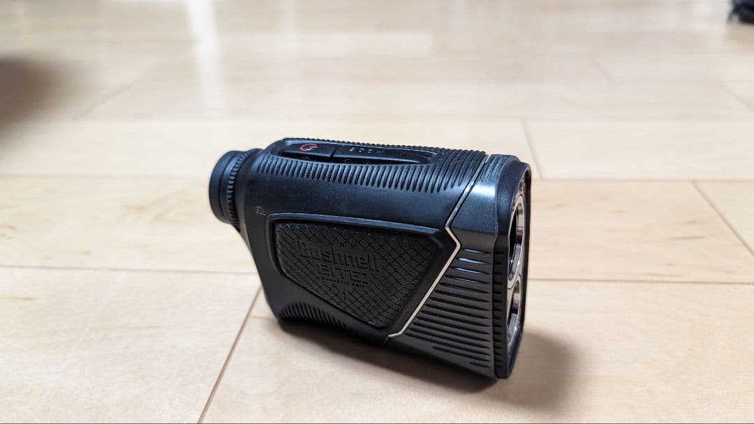 ブッシュネル プロ XE ジョルト ゴルフ用レーザー距離計