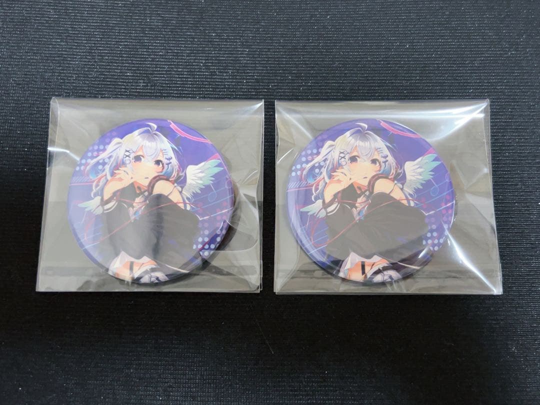 ホロライブ 天音かなた 1stアルバム Unknown DIVA 缶バッジ　2個