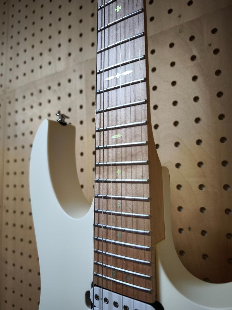 ☆彡Ibanez（アイバニーズ）　RG6HSHMTR-WHF