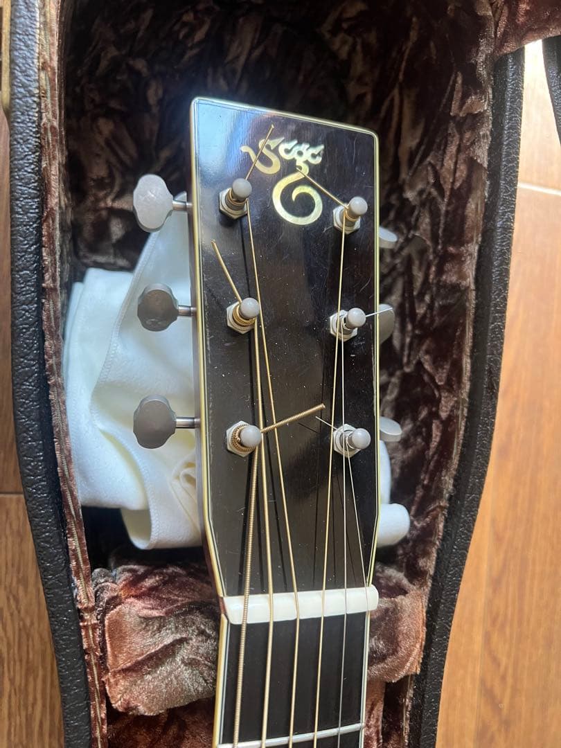 Santa Cruz OMサイズギター(Collings社製ハードケース付き)