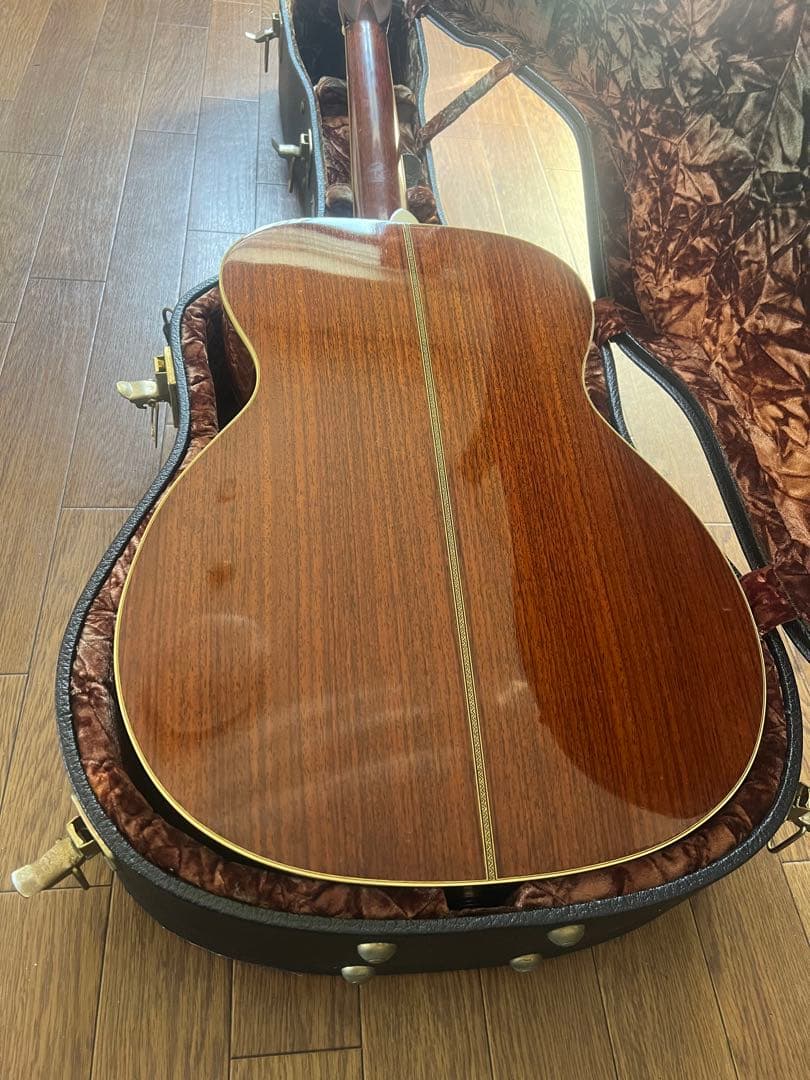 Santa Cruz OMサイズギター(Collings社製ハードケース付き)