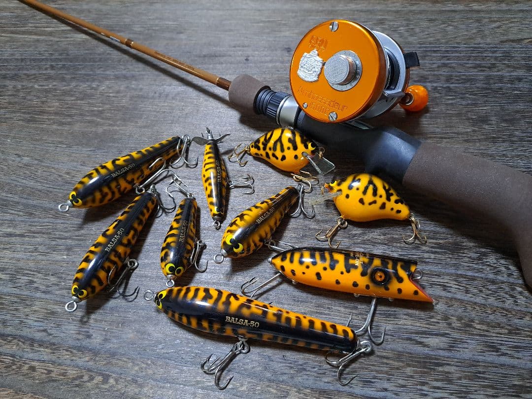 実釣未使用　美品　バルサ50　イエローコーチドッグ　9個セット