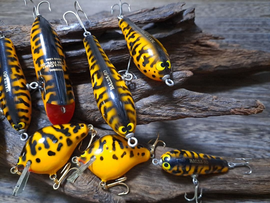 実釣未使用　美品　バルサ50　イエローコーチドッグ　9個セット