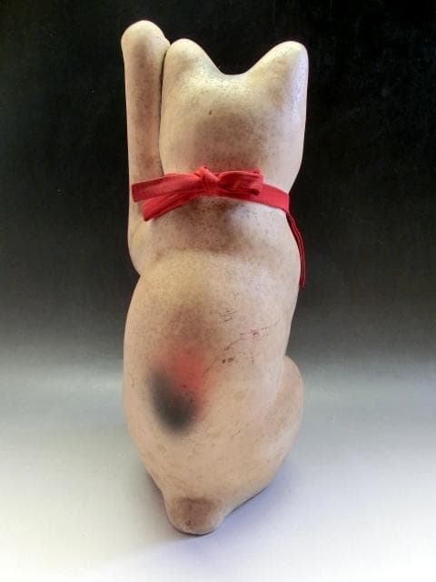 招き猫■とっても可愛らしくて味わいのある招き猫 置物 土人形(明治期)■29cm