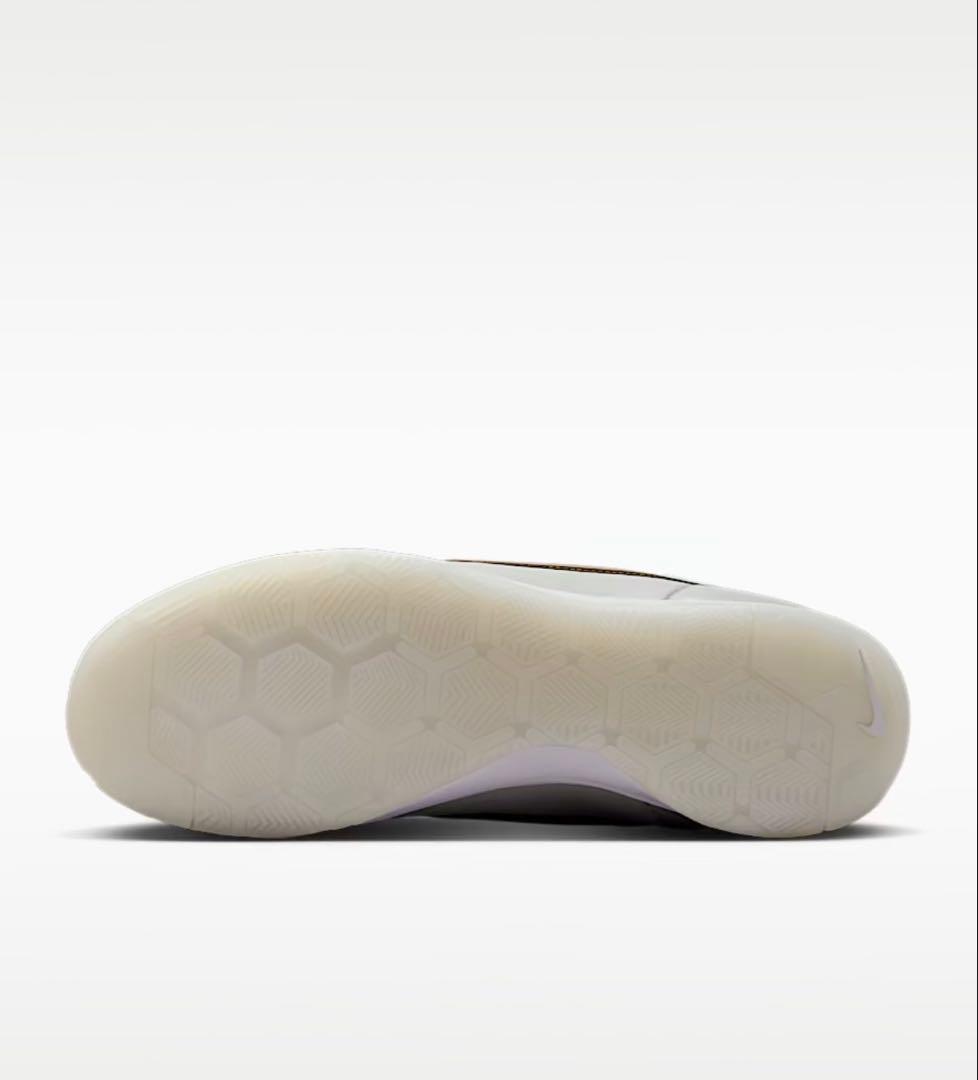 シューズ Nike Tiempo Legend \"Touch of Gold\" 24.5