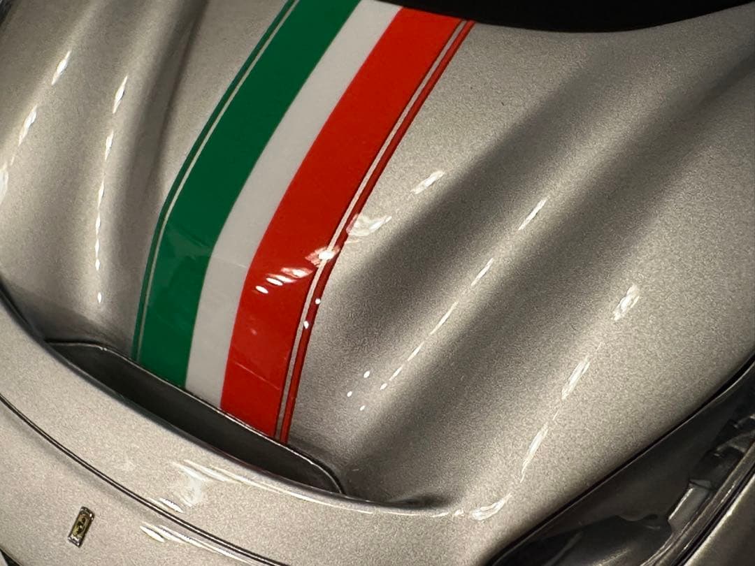 新品 GH モデル 1/18 フェラーリ 488 ピスタ PISTA ミニカー